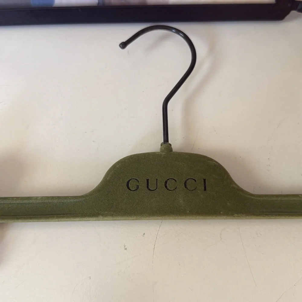 Gucci Green velvet pants/skirts hanger
